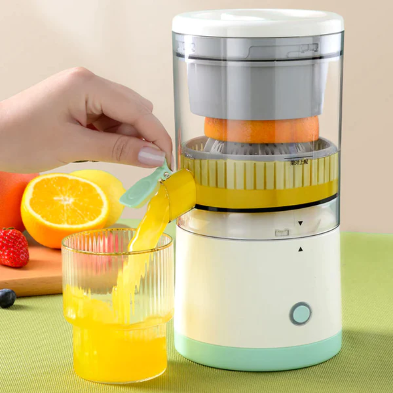 JuiceMaster Pro: Exprimidor de jugo